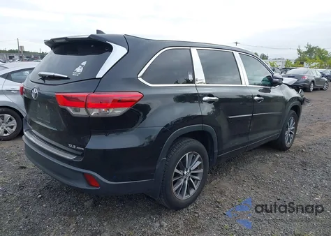 2018 Toyota Highlander Xle from USA, damaged, VIN 5TDJZRFH6JS559269
